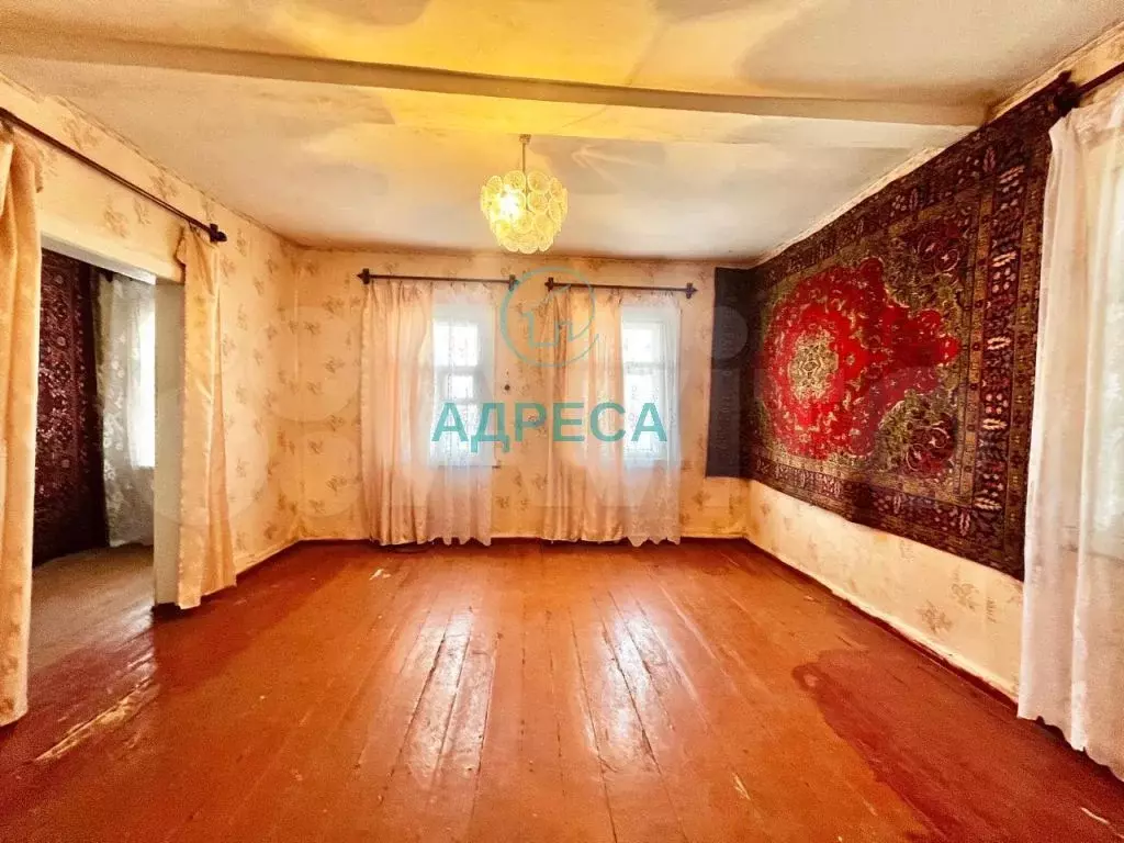 3-к. квартира, 40 м, 1/1 эт. - Фото 0