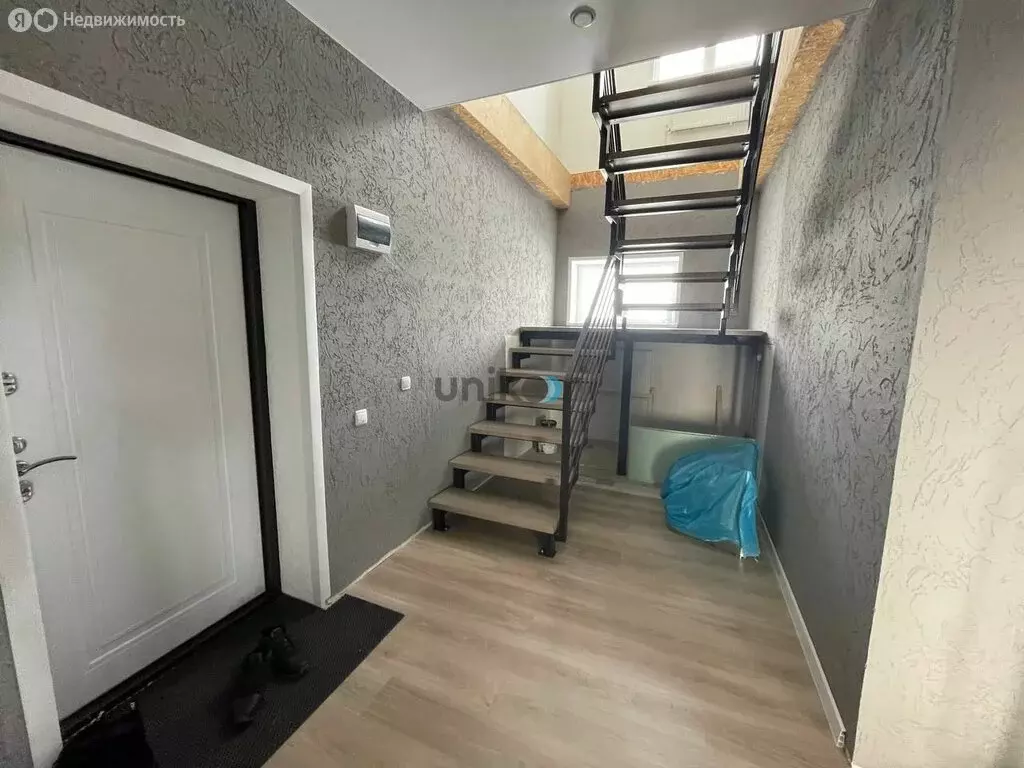 Дом в село Балтика, Зелёная улица (242 м) - Фото 1