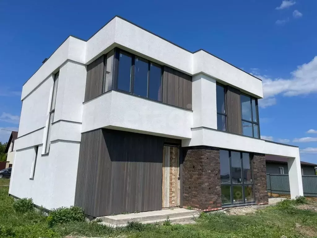 Дом в Саратовская область, Саратов проезд 2-й Зональный, 8 (165 м) - Фото 1