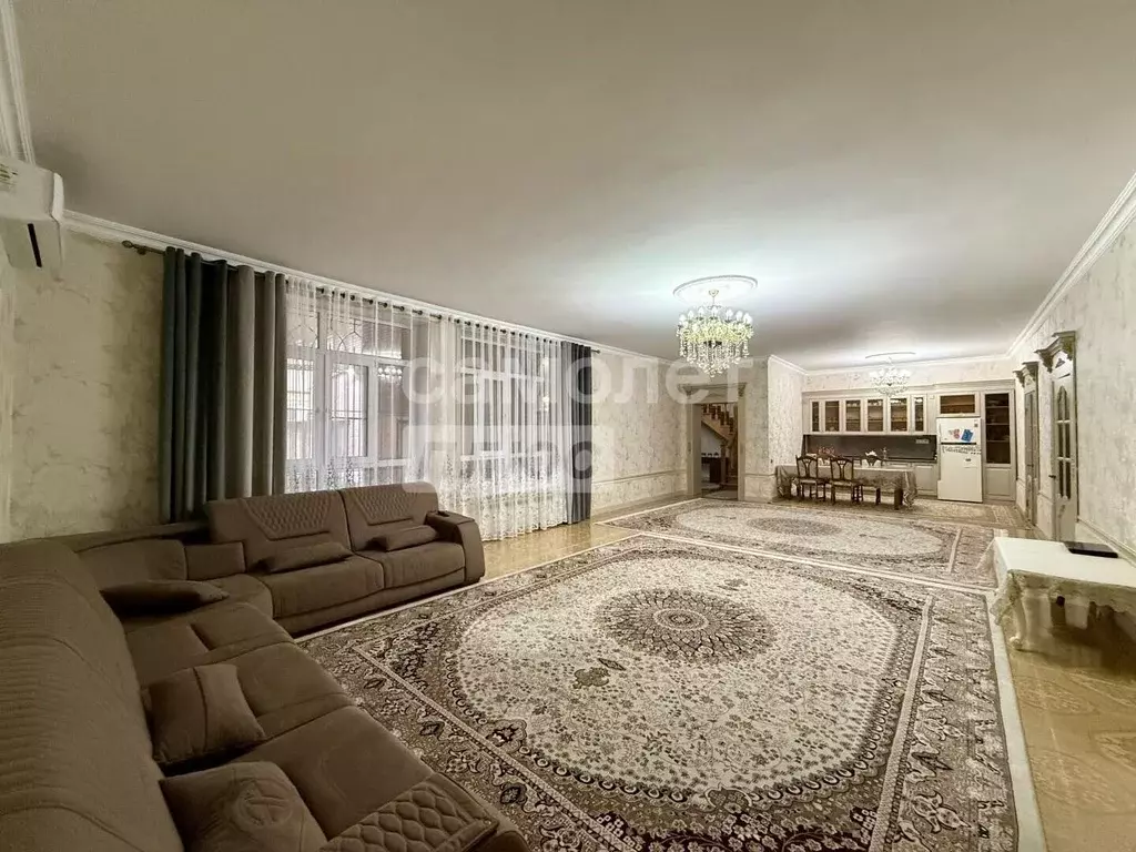 Дом в Дагестан, Дербент ул. Энергетиков, 53 (350 м) - Фото 1