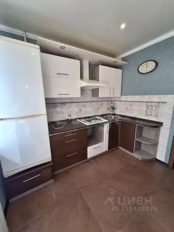 2-к кв. Владимирская область, Ковров Социалистическая ул., 4Б (52.1 м) - Фото 0