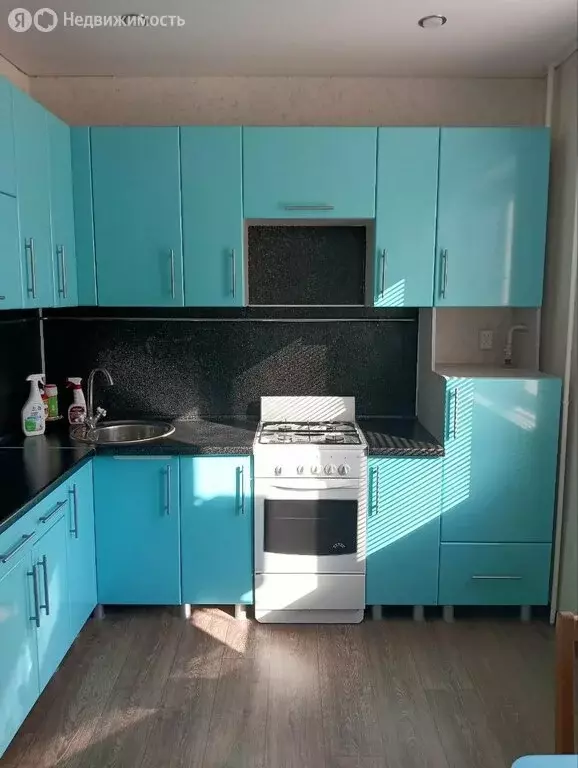 1-комнатная квартира: Балаково, Трнавская улица, 36/6 (37 м) - Фото 1