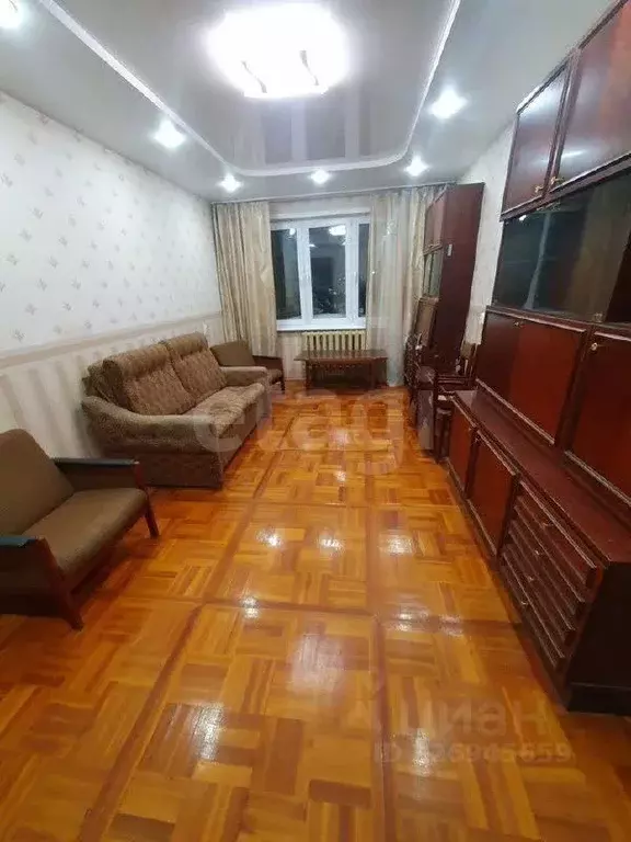 3-к кв. Кировская область, Киров ул. Азина, 5 (64.8 м) - Фото 1