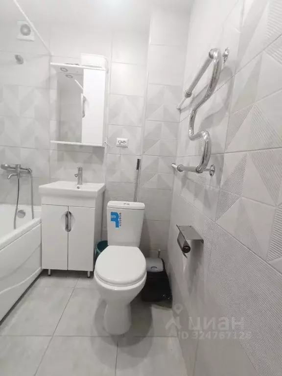 1-к кв. Краснодарский край, Ейск ул. Богдана Хмельницкого, 86 (35.0 м) - Фото 1