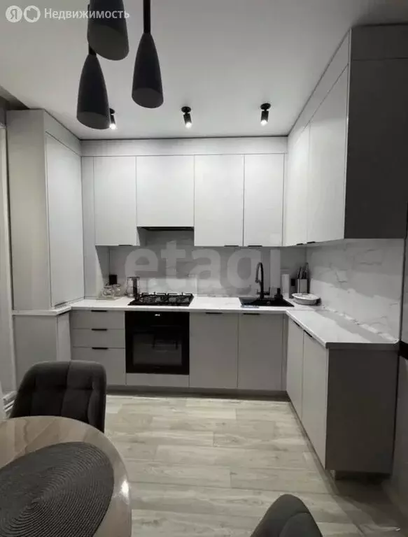 3-комнатная квартира: Белгород, улица Есенина, 46 (100 м) - Фото 2