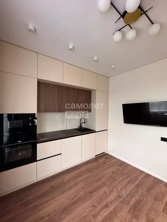 3-к кв. Свердловская область, Екатеринбург ул. Большакова, 66 (70.9 м) - Фото 2