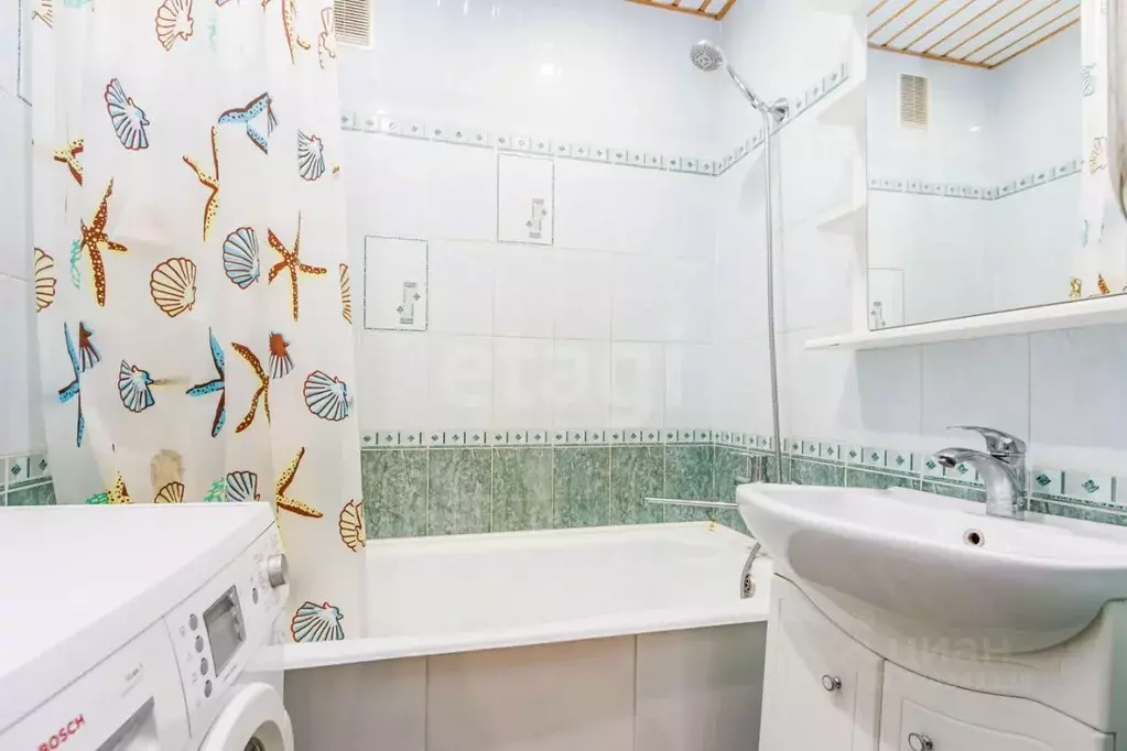 2-к кв. Тюменская область, Тюмень ул. Мельникайте, 120 (47.7 м) - Фото 1