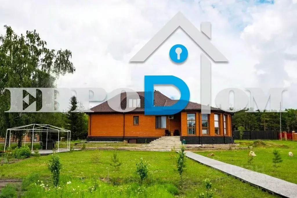 Коттедж в Омская область, Омский район, с. Розовка Дальняя ул. (260 м) - Фото 1