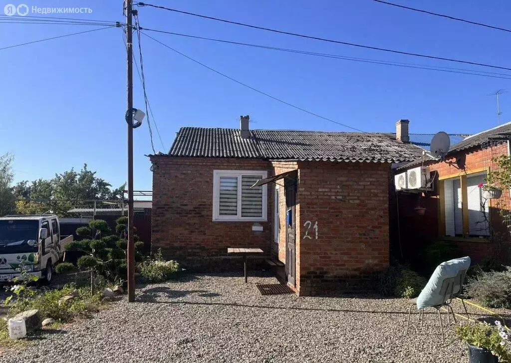 2-комнатная квартира: Кореновск, Коммунистическая улица, 9 (43 м) - Фото 0