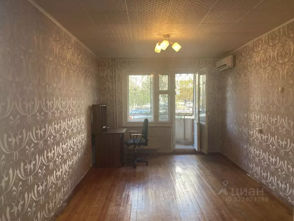 1-к кв. Волгоградская область, Волгоград Семь Ветров мкр, ул. ... - Фото 1