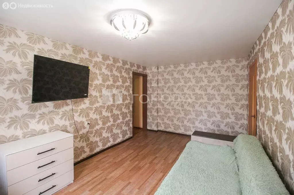 3-комнатная квартира: Барнаул, улица Георгия Исакова, 174 (60.4 м) - Фото 0