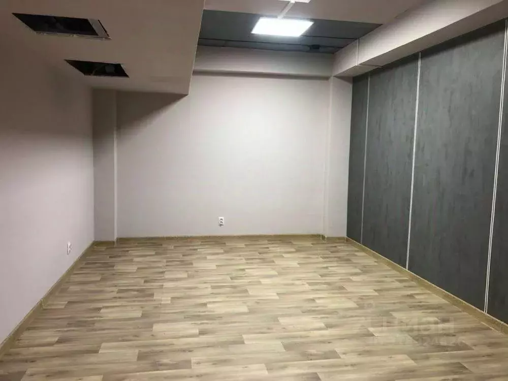 Помещение свободного назначения в Иркутская область, Иркутск ул. ... - Фото 0
