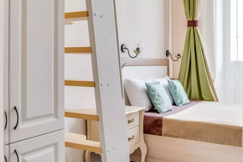 Комната Санкт-Петербург ул. Короленко, 14 (16.0 м) - Фото 1