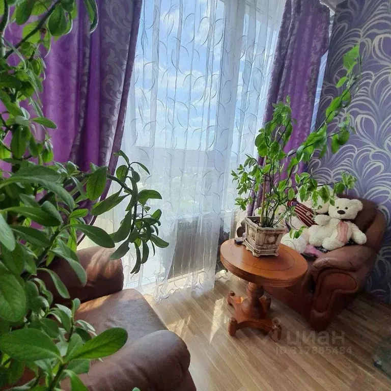 2-к кв. Белгородская область, Белгород ул. Попова, 102 (85.0 м) - Фото 0