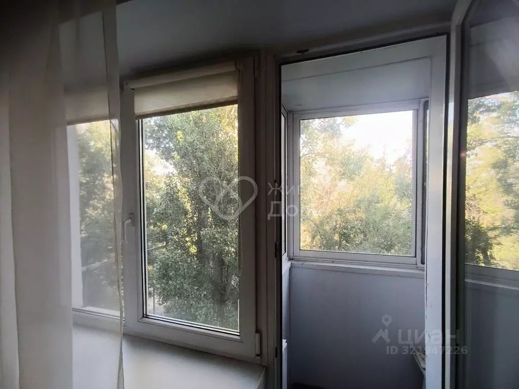 3-к кв. Волгоградская область, Волгоград ул. 64-й Армии, 20 (54.7 м) - Фото 1