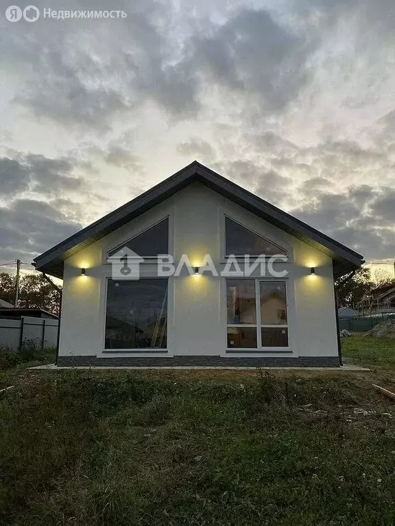 Дом в городской посёлок Тайцы, Балтийская улица (100 м) - Фото 1