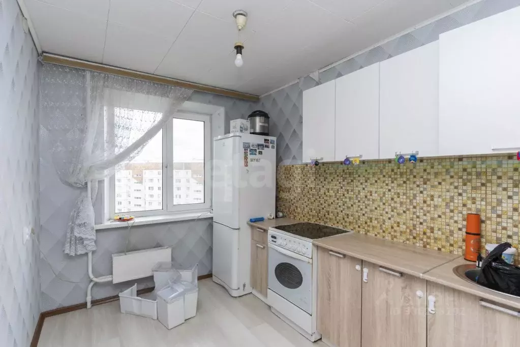 3-к кв. Тюменская область, Тюмень проезд Стахановцев, 1 (66.0 м) - Фото 1