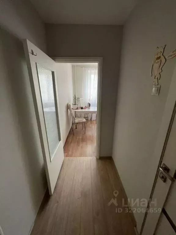 1-к кв. Омская область, Омск ул. Малиновского, 23к1 (40.4 м) - Фото 2