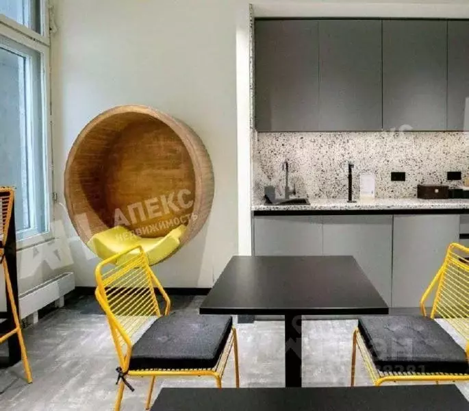 Помещение свободного назначения в Москва Тверская ул., 18К1 (455 м) - Фото 1