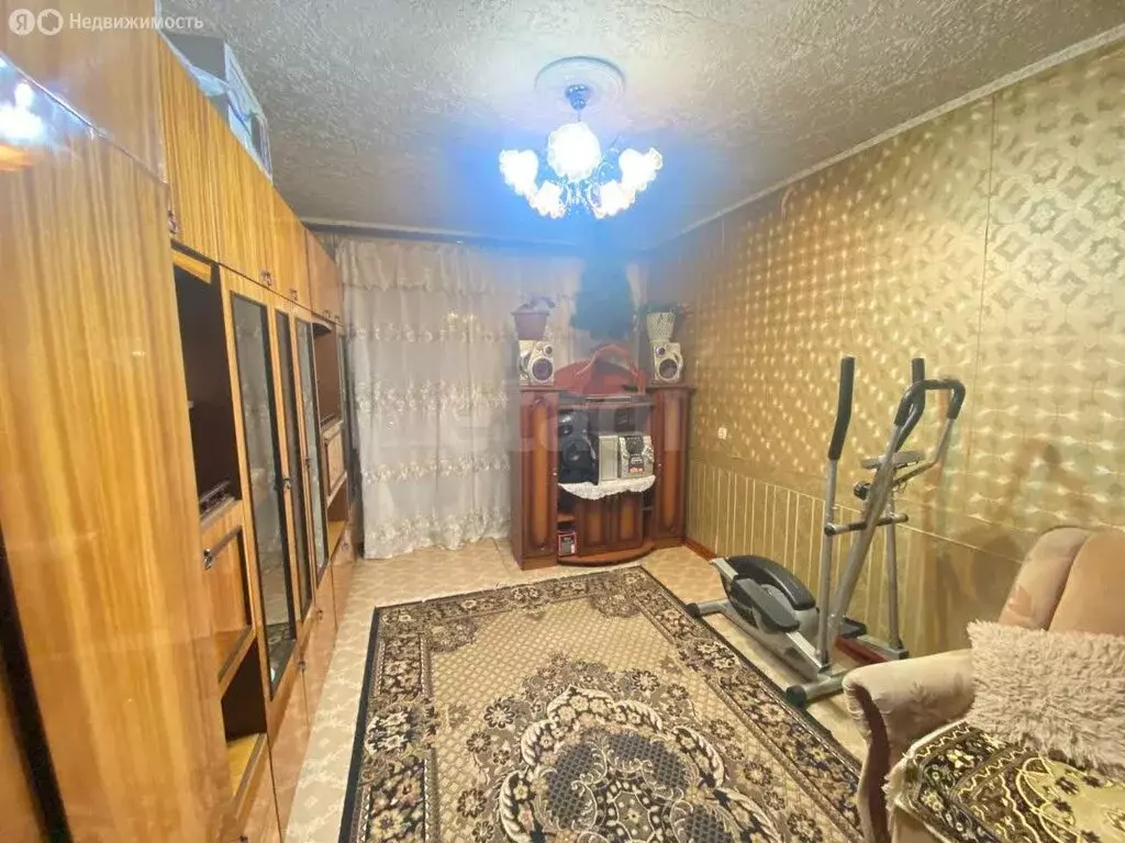 3-комнатная квартира: Балахна, проспект Революции, 87 (66.6 м) - Фото 1