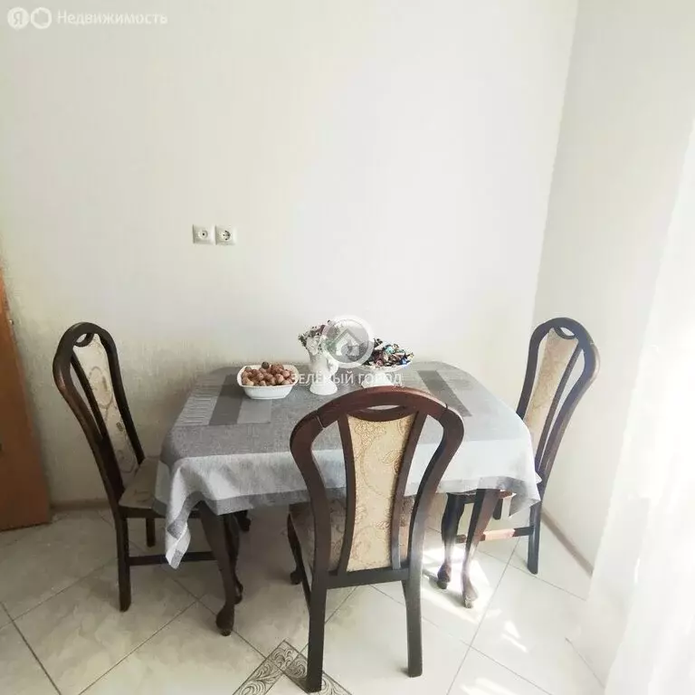 1-комнатная квартира: Гурьевск, Садовая улица, 17А (42 м) - Фото 0