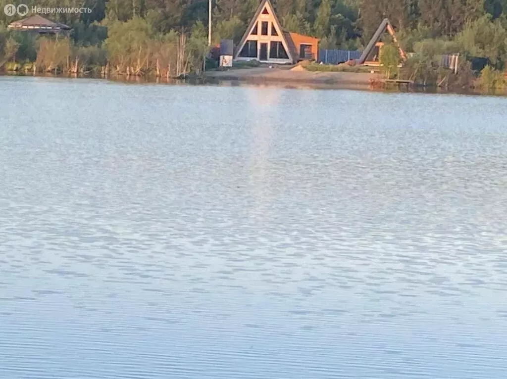 Участок в село Смоленщина, Дорожная улица (16 м) - Фото 0