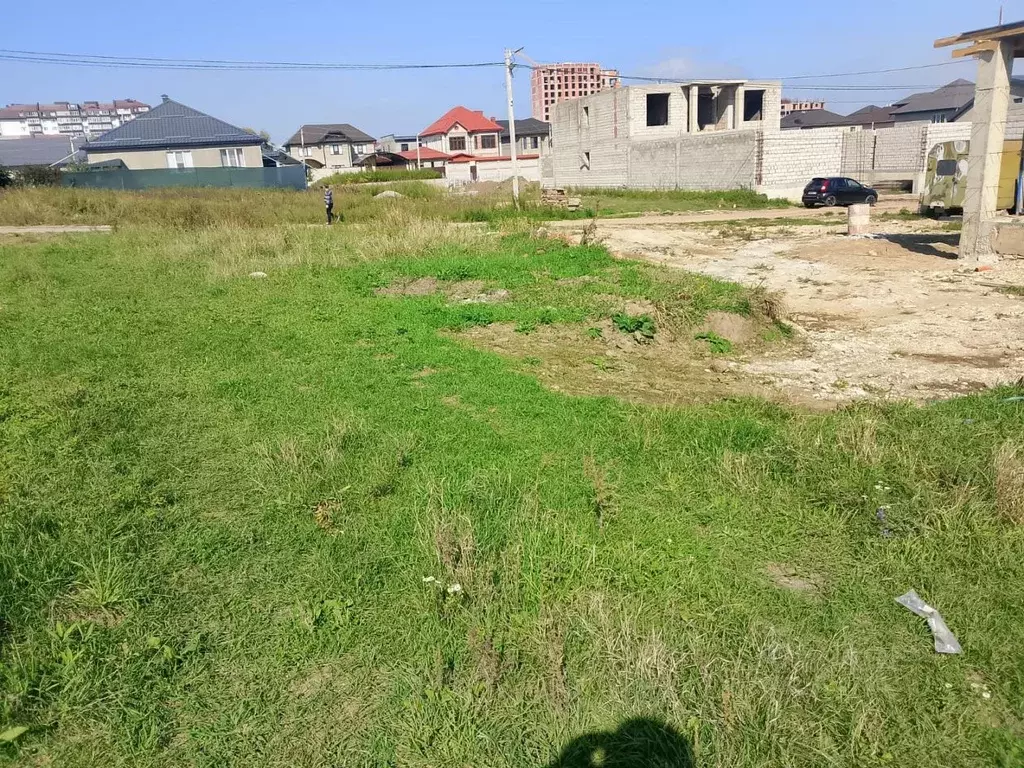 Участок в Кабардино-Балкария, Нальчик ул. Братьев Назрановых (7.4 ... - Фото 1