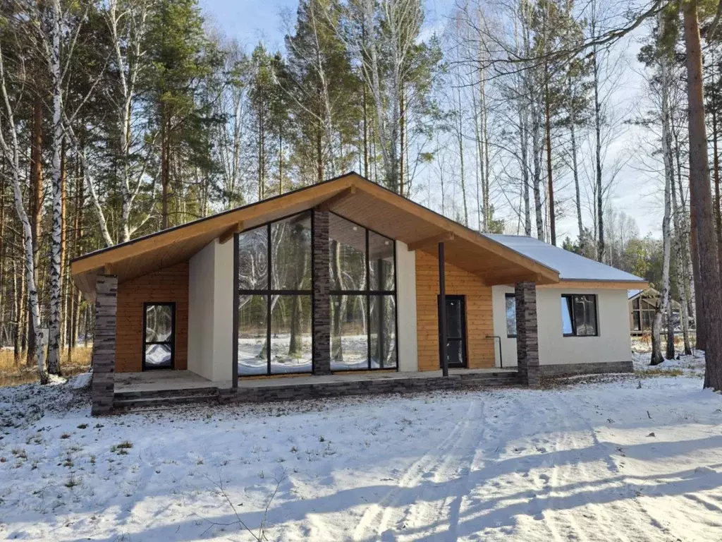 Дом в Свердловская область, Сысертский муниципальный округ, пос. ... - Фото 1