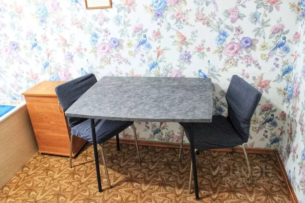 Комната Ленинградская область, Приозерск Березовая ул., 4 - Фото 0