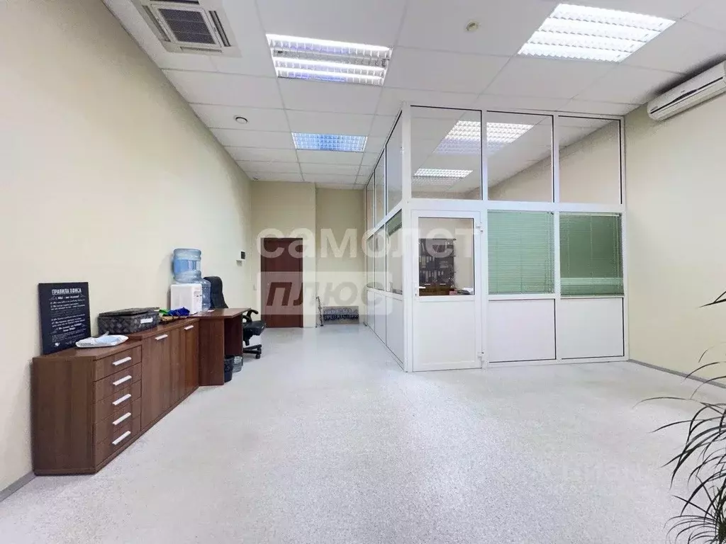 Офис в Челябинская область, Челябинск ул. Труда, 82А (46 м) - Фото 1