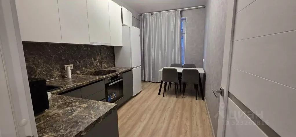 2-к кв. Ямало-Ненецкий АО, Новый Уренгой Славянский мкр, 1/6 (55.2 м) - Фото 1