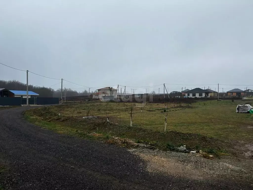 Участок в Калужская область, Боровский муниципальный округ, д. ... - Фото 1