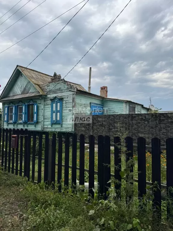Дом в Астраханская область, Камызякский район, с. Раздор Набережная 1 ... - Фото 1