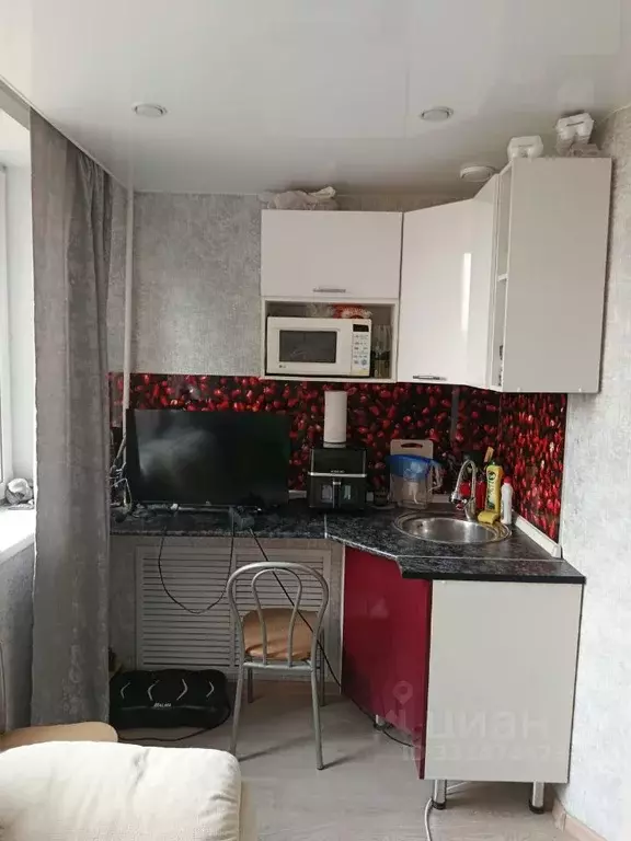 Комната Красноярский край, Красноярск 7-я Полярная ул., 6 (14.7 м) - Фото 1