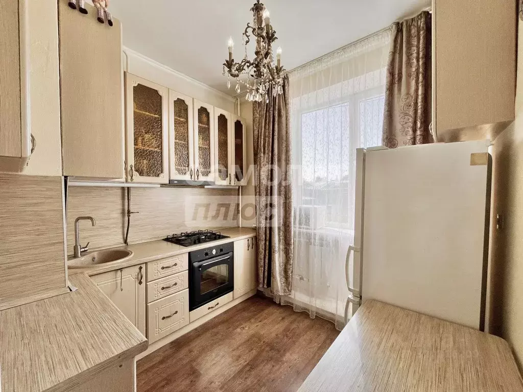 3-к кв. Ульяновская область, Ульяновск просп. Гая, 24 (67.28 м) - Фото 0