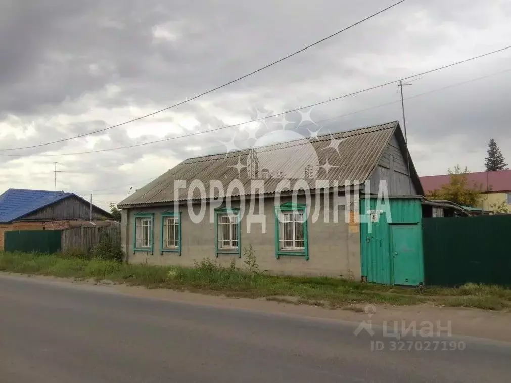 Дом в Омская область, Омск Порт-Артур мкр, ул. Пугачева, 46 (89 м) - Фото 1