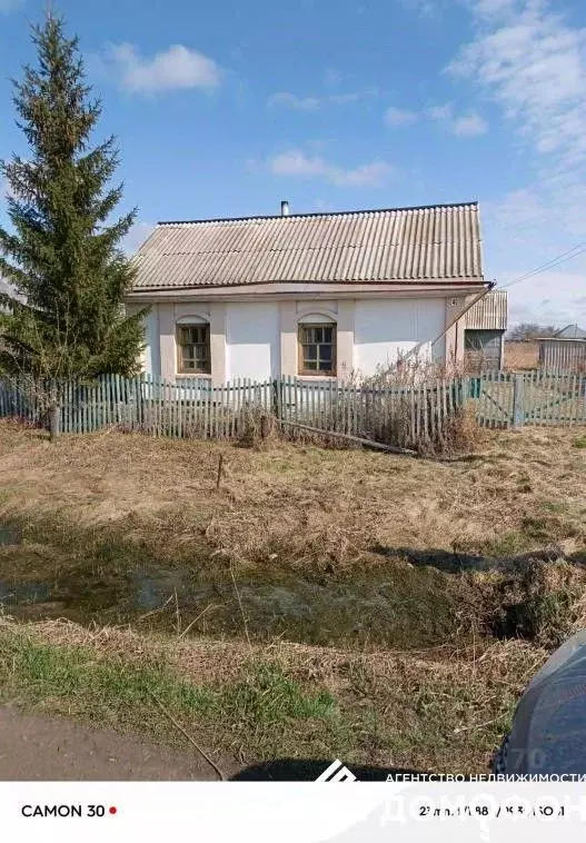 Дом в Омская область, Азовский Немецкий Национальный район, с. Поповка ... - Фото 2