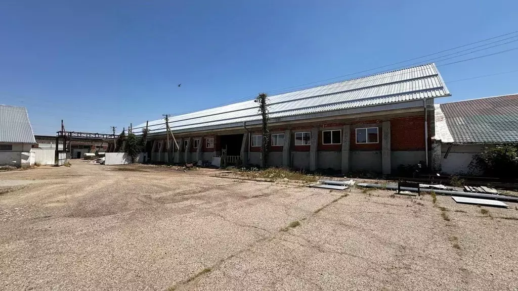 Склад в Краснодарский край, Динской район, Новотитаровская ст-ца ... - Фото 1