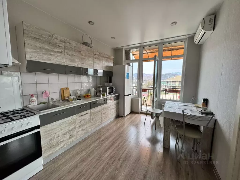 2-к кв. Краснодарский край, Сочи Пятигорская ул., 90А (45.0 м) - Фото 1