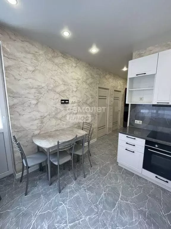 2-к. квартира, 38 м, 3/16 эт. - Фото 0