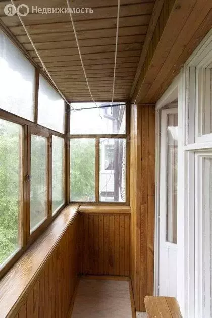 1-комнатная квартира: Тюмень, улица Республики, 148А (30 м) - Фото 1