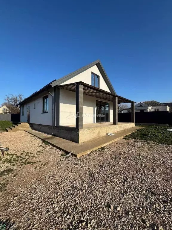 Дом в Крым, Симферопольский район, Добровское с/пос, с. Заречное ул. ... - Фото 2