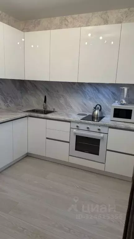 1-к кв. Омская область, Омск ул. 70 лет Октября, 3/5 (39.6 м) - Фото 2