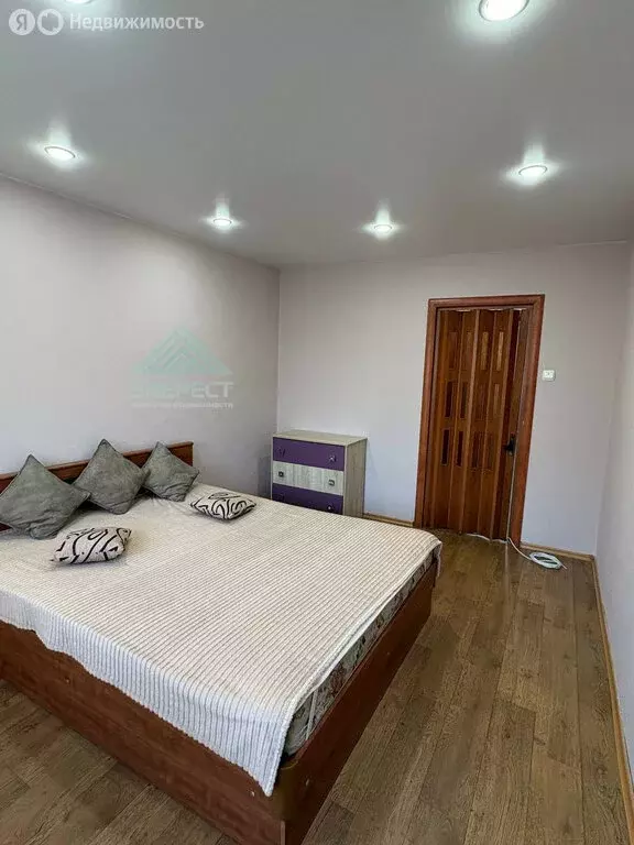 3-комнатная квартира: Абакан, улица Щетинкина, 17 (60 м) - Фото 1