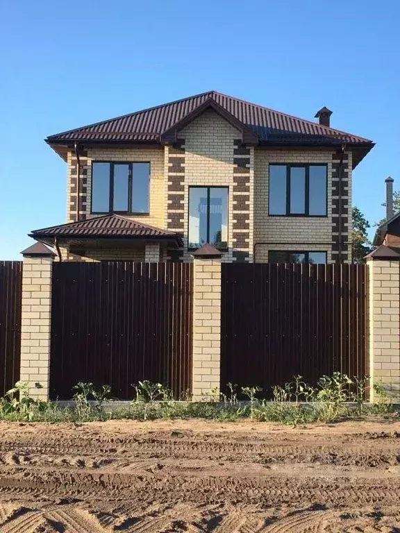 Коттедж в Воронежская область, Воронеж ул. Флотская, 31А (220 м) - Фото 1