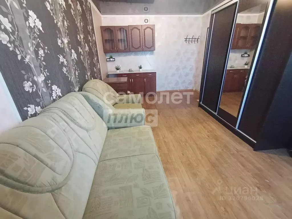 Комната Курская область, Курск Республиканская ул., 60 (18.0 м) - Фото 0