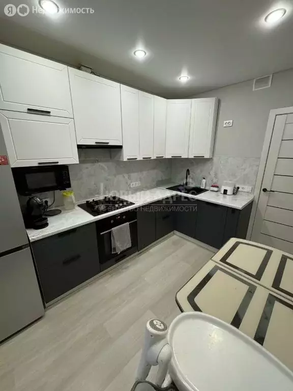 3-комнатная квартира: Калуга, улица Кибальчича, 13 (67 м) - Фото 1