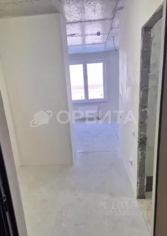 Студия Тюменская область, Тюмень ул. Краснооктябрьская, 6 (32.8 м) - Фото 2