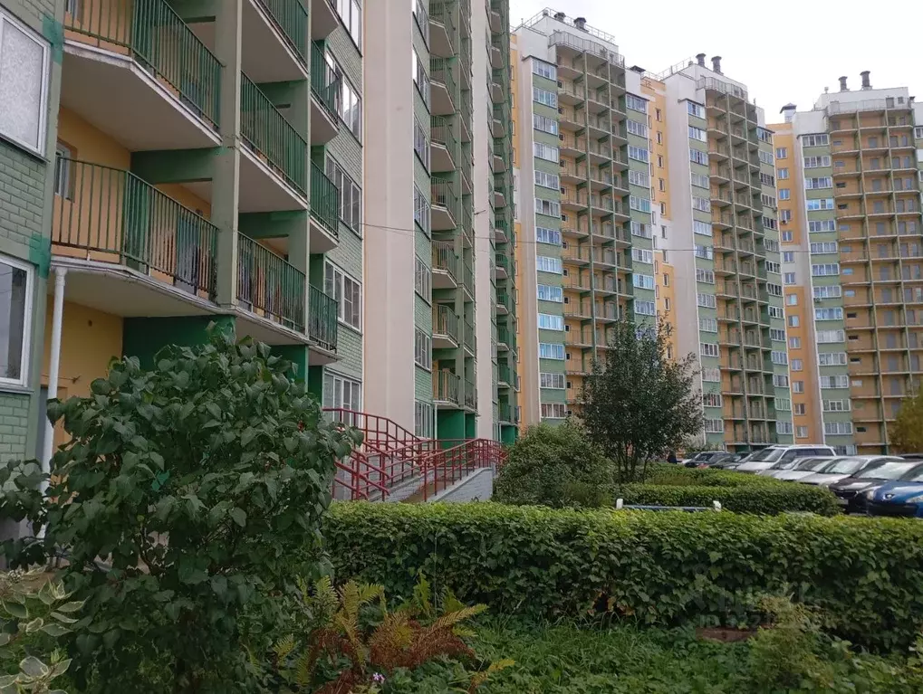 3-к кв. Кировская область, Киров ул. Ивана Попова, 62 (71.5 м) - Фото 1