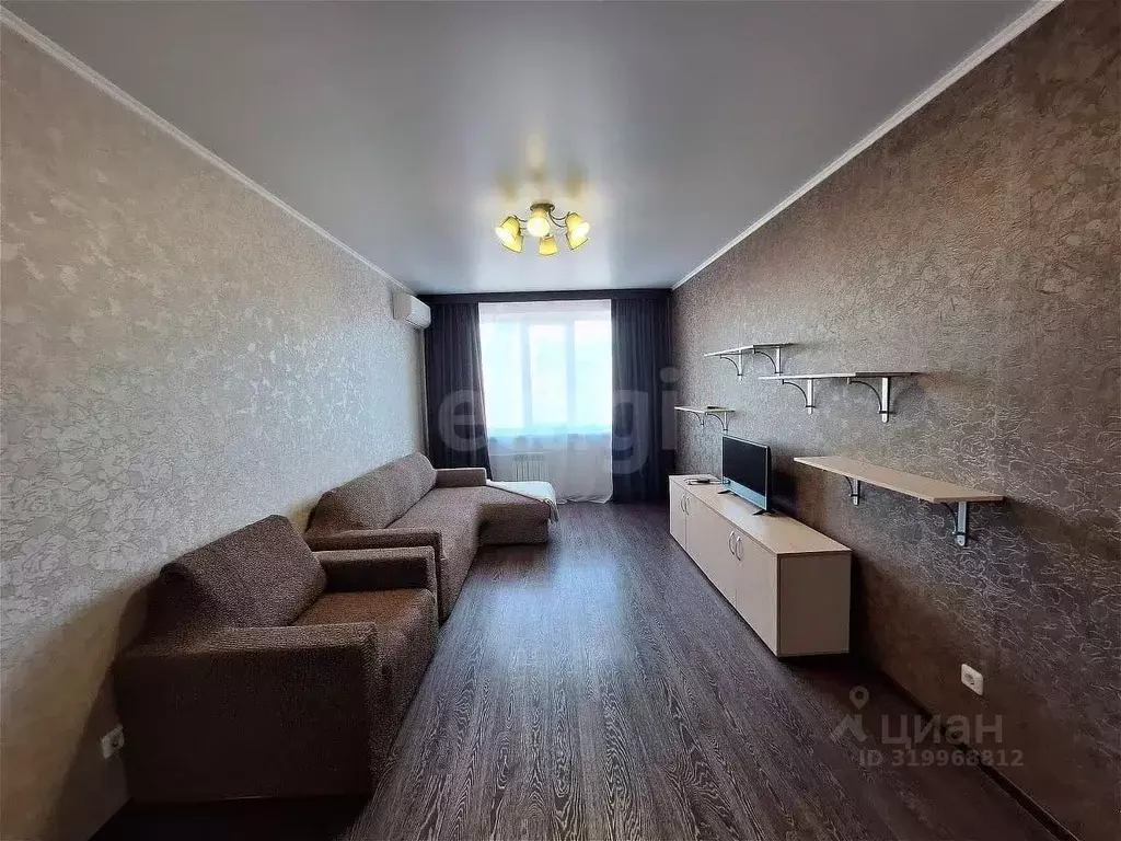 1-к кв. Оренбургская область, Оренбург ул. Фронтовиков, 6 (37.0 м) - Фото 0